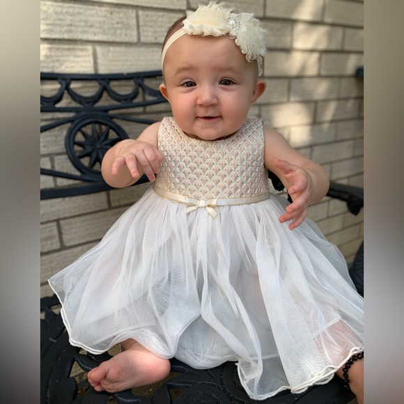 ✨HP✨Gold glitter Bonnie Baby Dress. - Picture 1 of 9